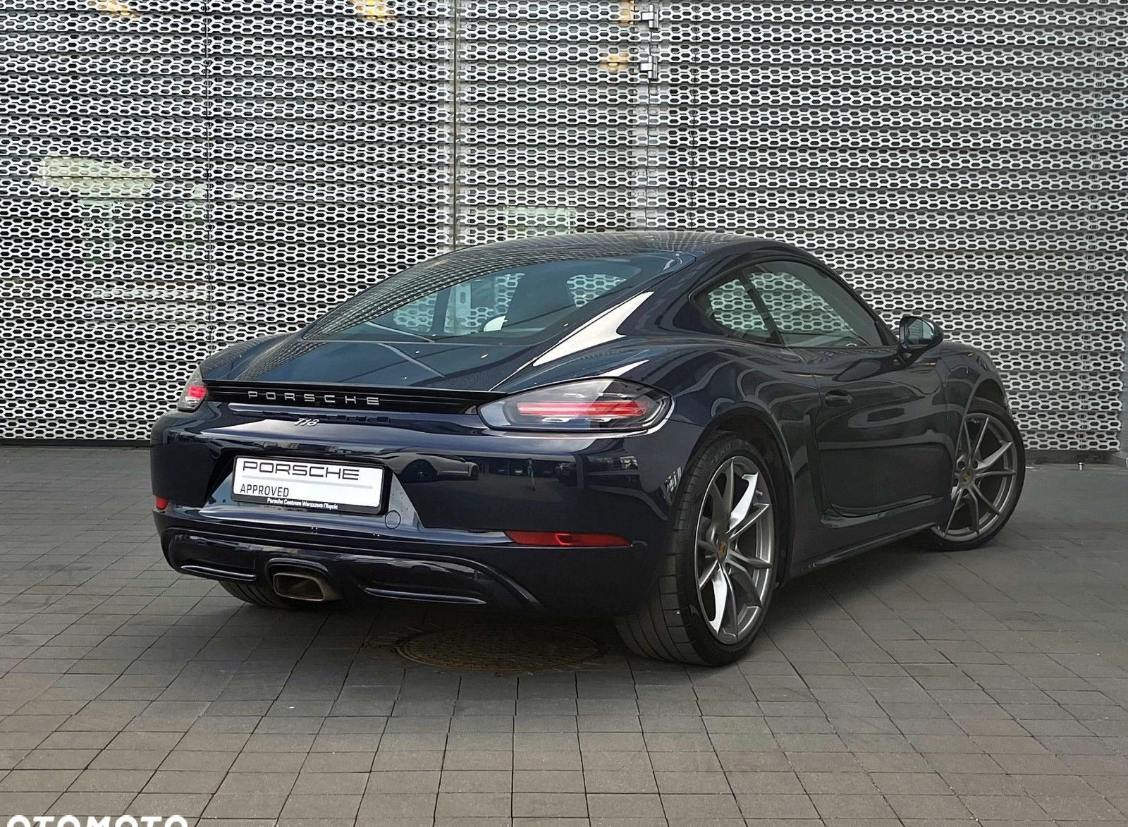 Porsche 718 Cayman cena 289000 przebieg: 25656, rok produkcji 2019 z Jarocin małe 667